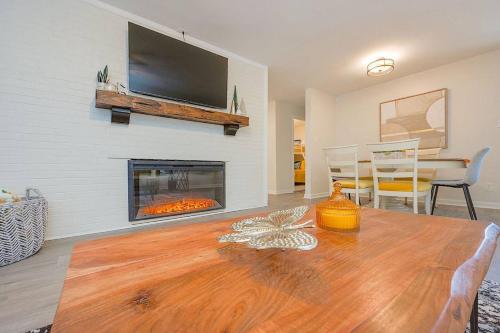 The BeeHive New 4 Bedroom Listing Next to CNU in Deer Park