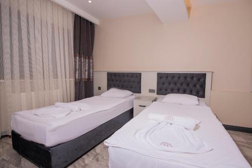 Mar boutique's luxury apartment - image 11