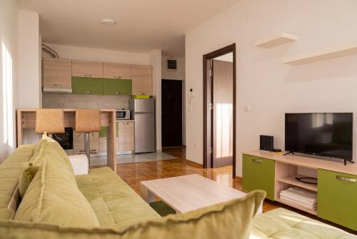 Becici Akacia Apartments in Becici