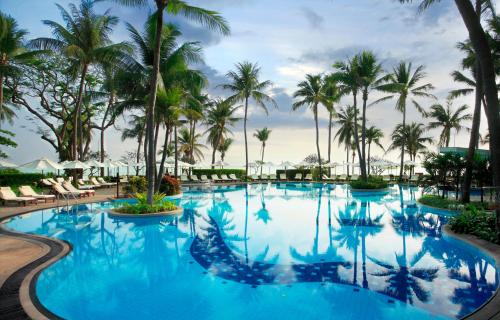 Swimming pool, Centara Grand Beach Resort Hua Hin in Hua Hin Beachfront