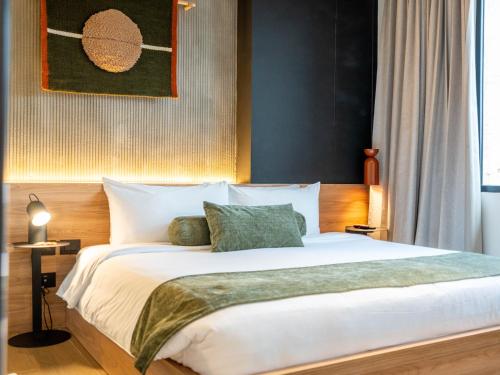 Hunters Hotel by Jalo