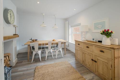 Abaca House – khách sạn tại Cowes North