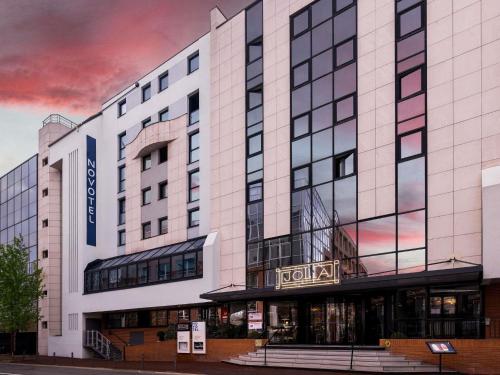 Novotel Paris Suresnes Longchamp Hotel de charme Bois de Boulogne