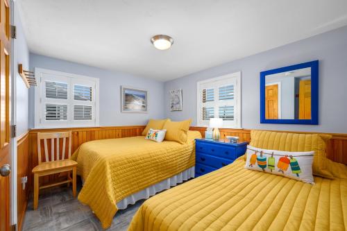 Seaside Serenity with Private Beach Access - image 6