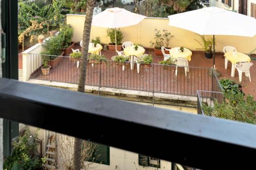 Hotel Monica - main image