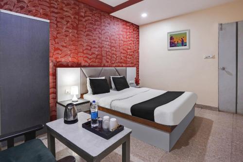 Flagship Hotel Crystal
