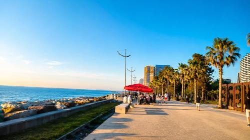 Nautilus Apartment, Batumi (foto 7)