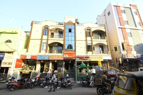 Entree, Hotel O Nav Bharath Residency near Sudha Cars Museum