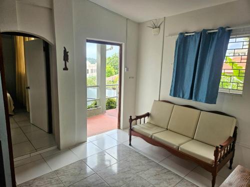 Short Stay Cozy Apartment in Kingstown