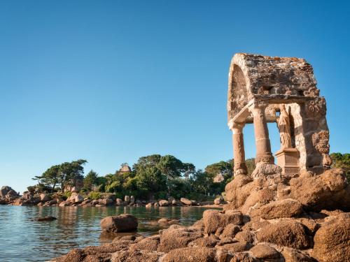 Premium Holiday Home Pink Granite Coast