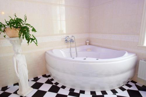 Hotel Ærø - image 13