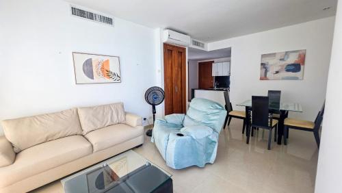 Modern 2BR with Ocean View Walk to Beach 16th Floor Bocagrande Cartagena