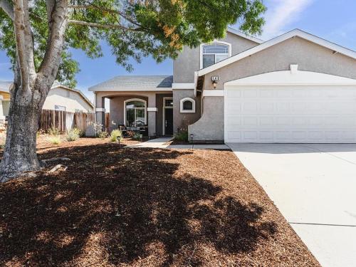Cozy Room & Private Bathroom in Linda (CA)