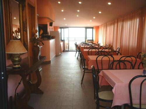 Hotel Il Vulcano - image 4