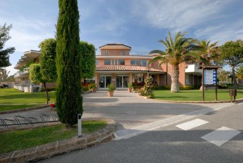 La Cecinella Apartments - image 5