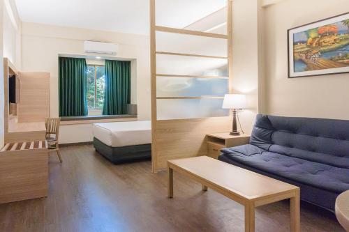 Microtel by Wyndham Tarlac in San Miguel
