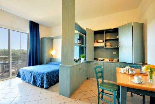 La Cecinella Apartments - image 12
