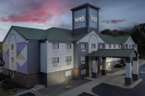 A szálláshely kívülről, Spark by Hilton Lakewood Denver Southwest in Lakewood (Colorado)