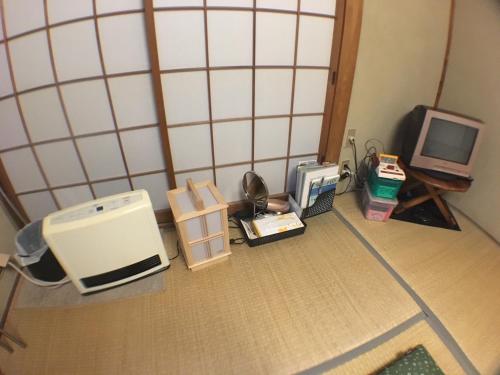 room detail thumbnail 1