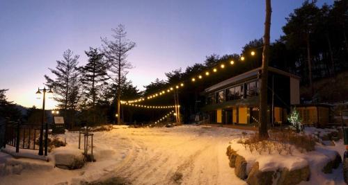 byeoldeulyi gicim pensyeon in Chuncheon