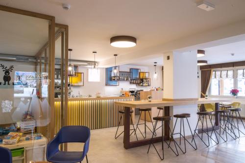 AlpenColor Hotel Tonale - Family Hotel