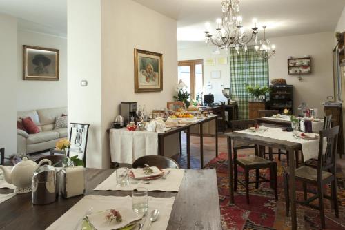 Restorāns, Agriturismo Rivella in Barbaresco