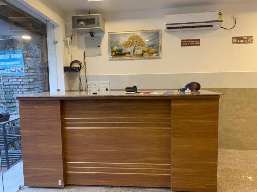 Royal Palm Hotel & Food Court photo 4