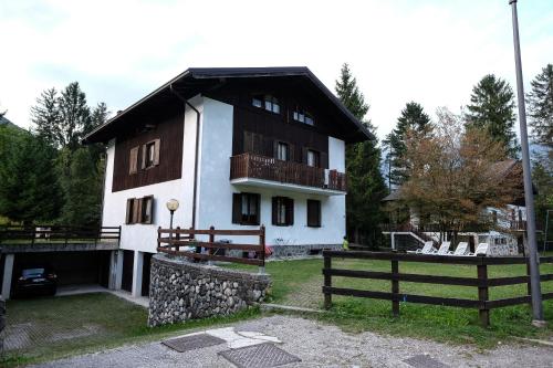 Casa Pineta - Apartment - Ledro