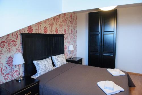 One-Bedroom Apartment image 10