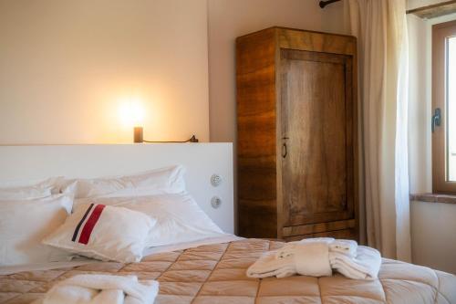  Borgo Calbianco - Private House with Pool & AirCo in Cerreto