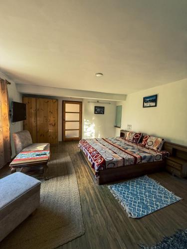 Gound Floor Studio Appartment in Gharakar