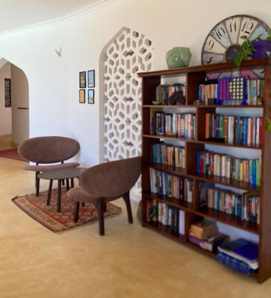Topp Kwa Ramani 5 bedroom House- stunning ocean views in Kilifi