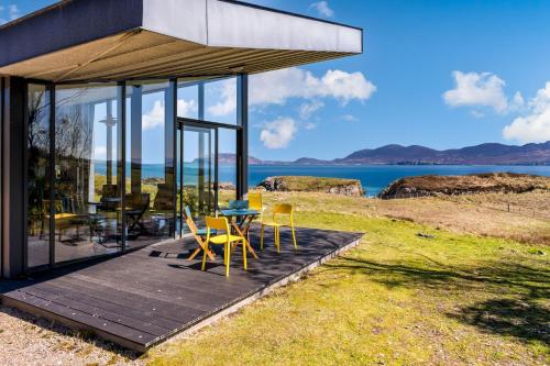 Iekārtas, Tuath na Mara in Portsalon