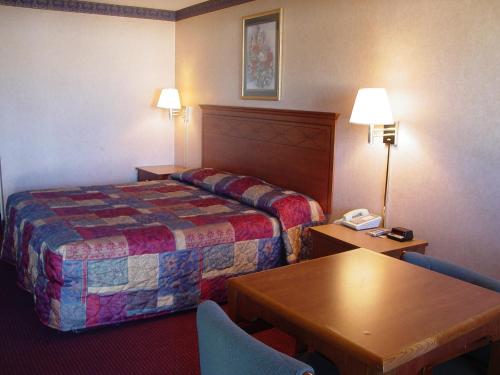 Garden Inn & Suites