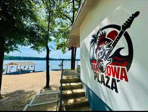 Domek na Ramonowej Plaży (Domek na Ramonowej Plazy) in Miedzichowo