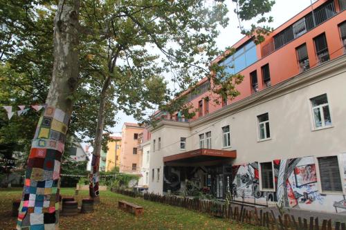 Hostel Pekarna - image 13