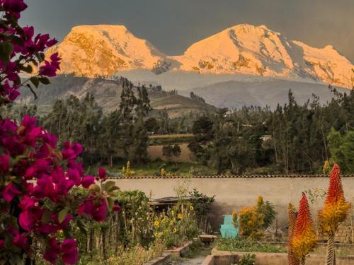 Villa Panorámica El Huascarán (Villa Panoramica El Huascaran) in Yungay