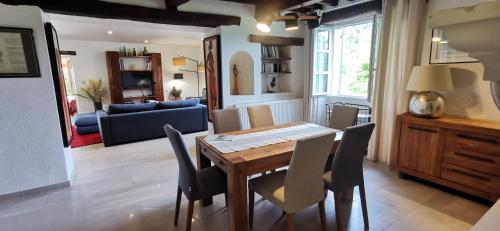 Vacances de reve a Villa Calaven Drome Provencale in Réauville