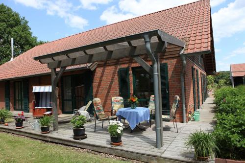 ทัศนียภาพภายนอกโรงแรม, Ferienhaus im Öspergarten (Ferienhaus im Ospergarten) in ปีเตอร์สฮาเกน