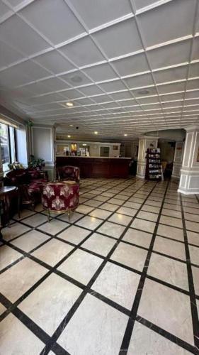 BlueAlbatros City Hotel - image 10