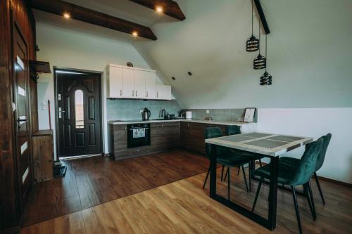 virtuve, Apartament CEKO in Ostrowsko