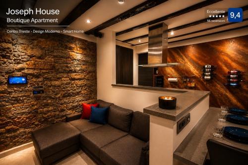 Joseph House - Elegant Design Apartment in Centro Trieste