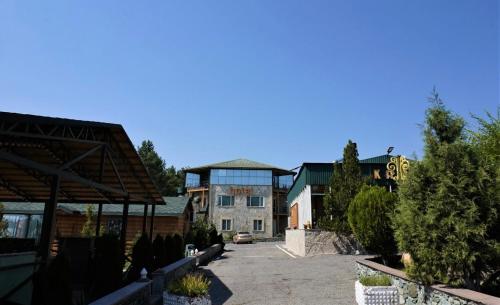 Kambuz Hotel Sevan in Sevan