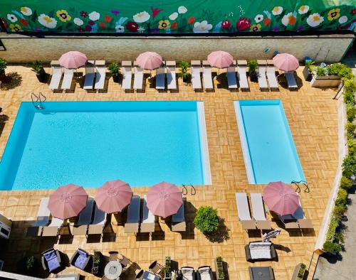 hotel photo