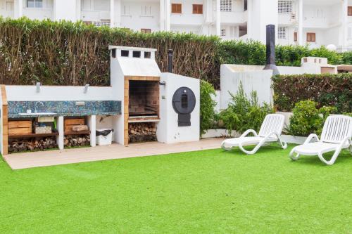 Coastal house in Jávea by Domidai
