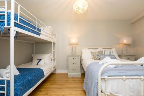 The Moorings - image 5