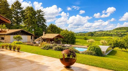 Вид, Villa Azura avec vue sur le Mâconnais - Piscine privée (Villa Azura avec vue sur le Maconnais - Piscine privee) in Берзе-ла-Віль