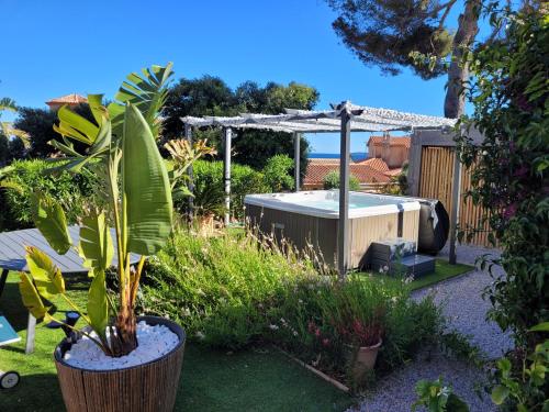 Villa Esmeralda Adults Only 4