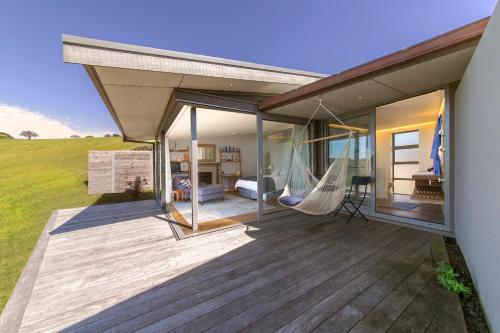 Waiheke Luxury Blue and Green Rooms