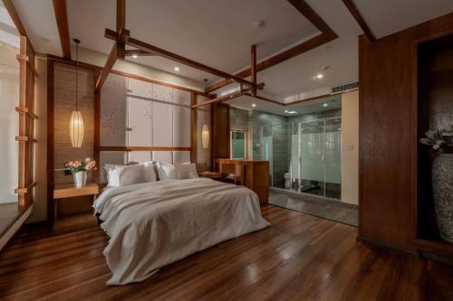 Lijiang Cloud Return Huiyi · On the Water Side Panoramic Hidden Inn (South Gate Mufu Branch) - image 4